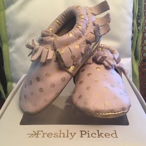 Freshly Picked size 3 baby moccasins